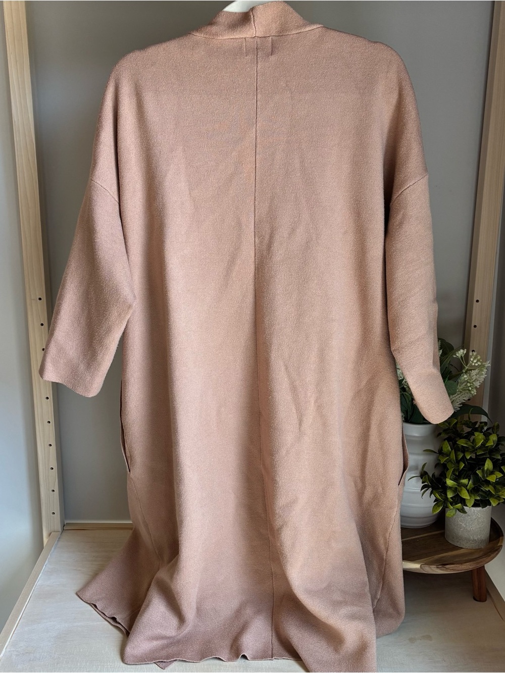 SNDYS × Revolve Long Cardigan Sz S
Tan Tia Knit Open Front Duster Pockets - Picture 5 of 9